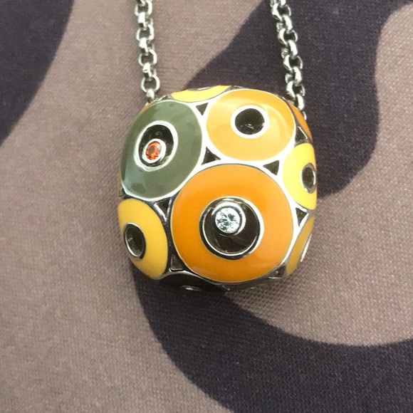 Belle Etoile Art Deco Pendant - Picture 2 of 3